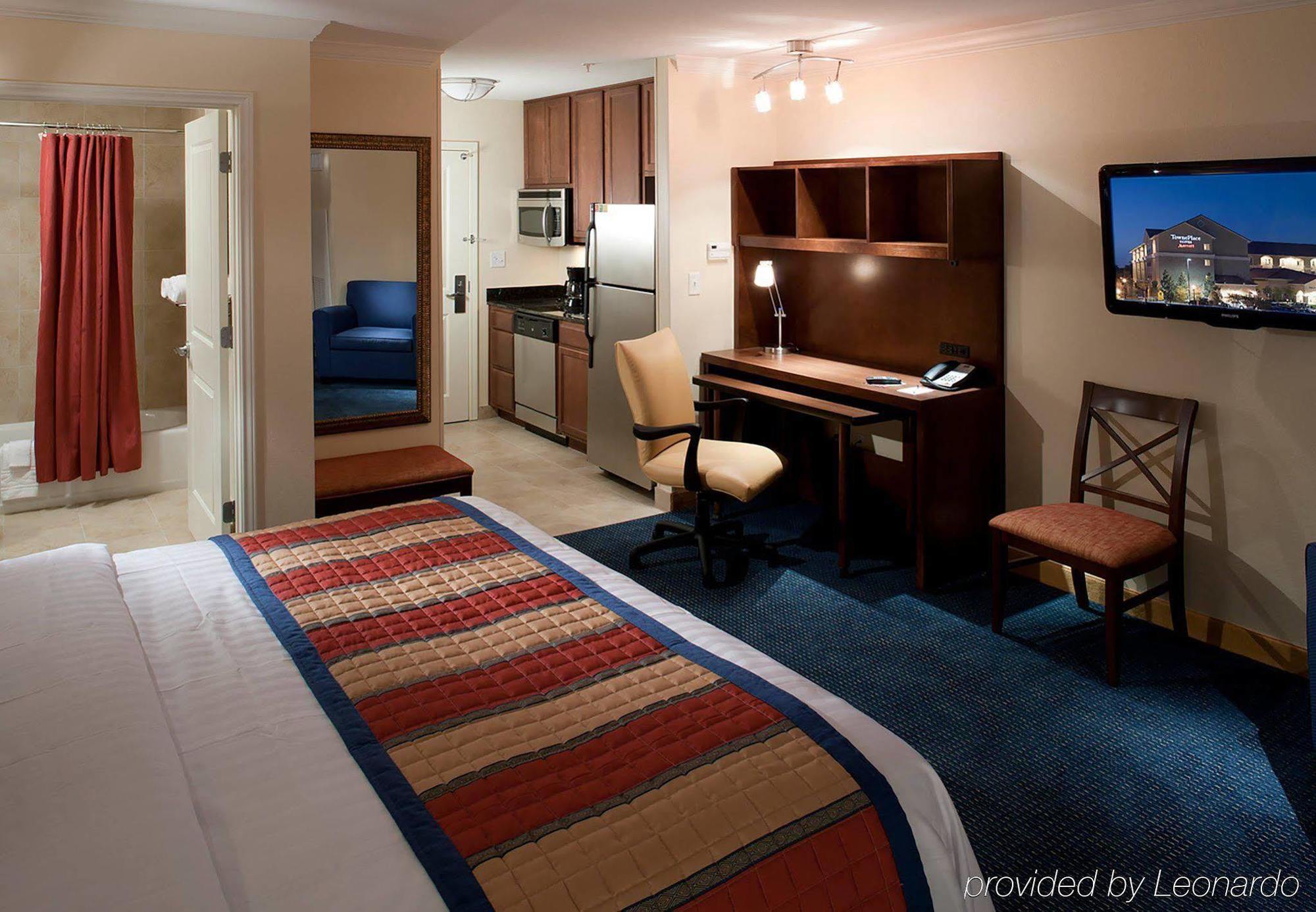 Towneplace Suites Fort Worth Downtown Room photo